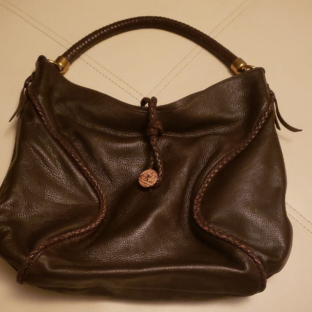 Elegant Brown Leather Handbag